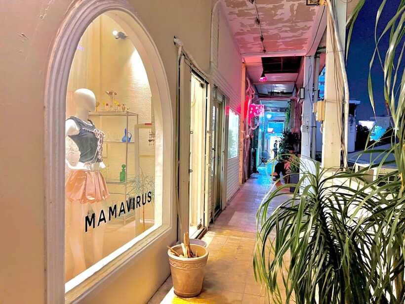 Ho Chi Minh City: Shopping Tour with Local Guide - Who should book this tour, and who might want a different plan