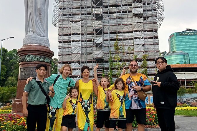 Ho Chi Minh City Sightseeing & Culture Tour By Scooters - Stop 3: Nguyen Hue Street for a Quick Read on Modern Saigon