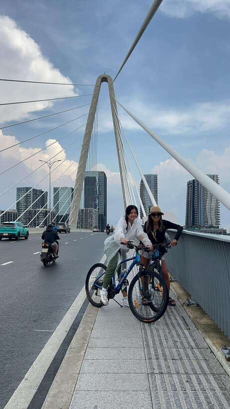 Ho Chi Minh City Sightseeing Cycling Private Tour By Bicycle - Independence Palace: where Saigon’s 1975 story lands