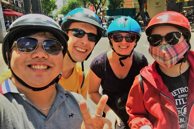 Ho Chi Minh City Sightseeing, nightlife Saigon, Local Markets - Tips to make the ride calmer and easier