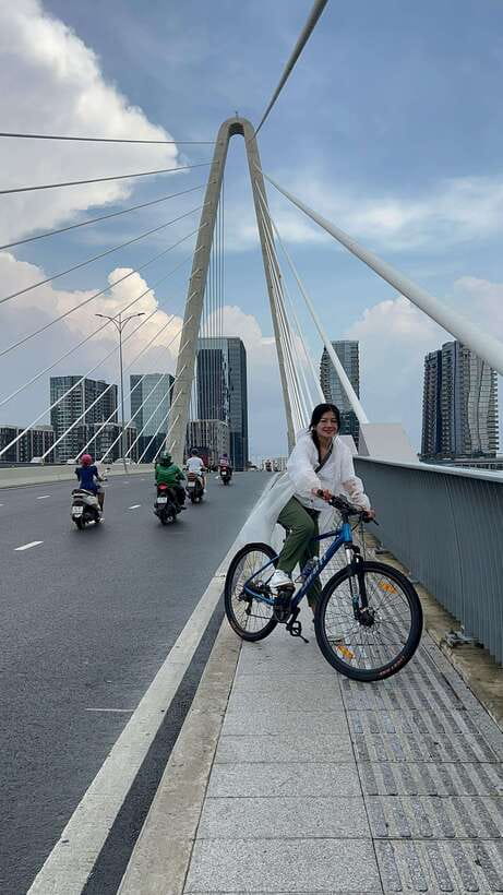 Ho Chi Minh City Sightseeing Private Tour With Funny Guide - Saigon Central Post Office: photos with a purpose