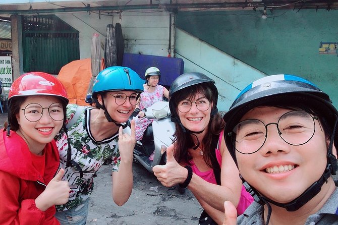 Ho Chi Minh city Street Food by scooter tour | female driver - A scooter tour in Ho Chi Minh City, done the easy way