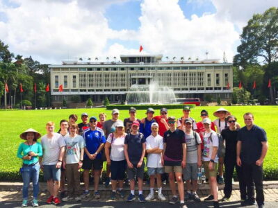Ho Chi Minh City: Top Sightseeing Saigon Trip & History Tour - Pickup at 08:00 and the Pace of a 7-Hour Day
