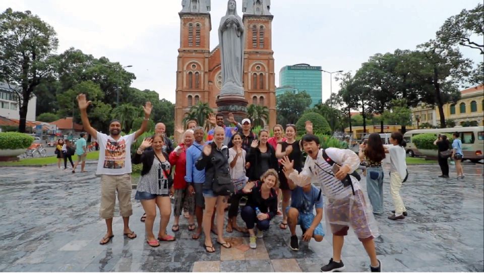 Ho Chi Minh City: Top Sightseeing Saigon Trip & History Tour - Cyclo Ride to Ben Thanh Market: Shopping With Context (and Some Real Skills)