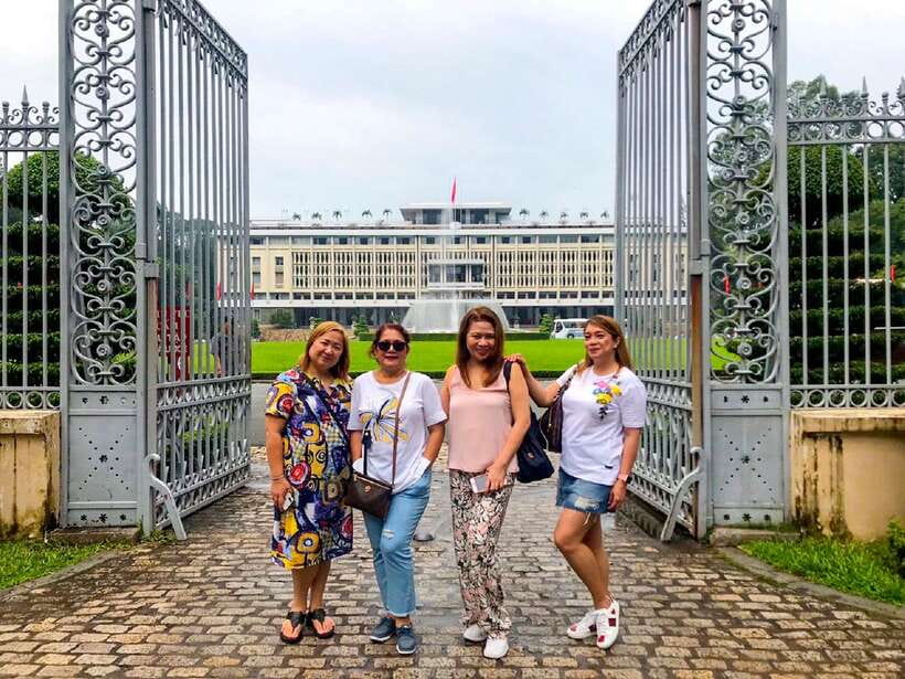 Ho Chi Minh City: Top Sightseeing Saigon Trip & History Tour - Chinatown Stops: Thien Hau, Cha Tam Church, and Drug Street