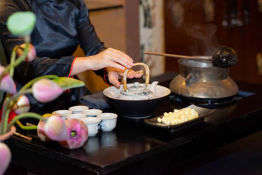 Ho Chi Minh City: Vietnamese Lotus Tea Culture Experience - Part 1: Vietnamese tea culture and the West Lake lotus tea story