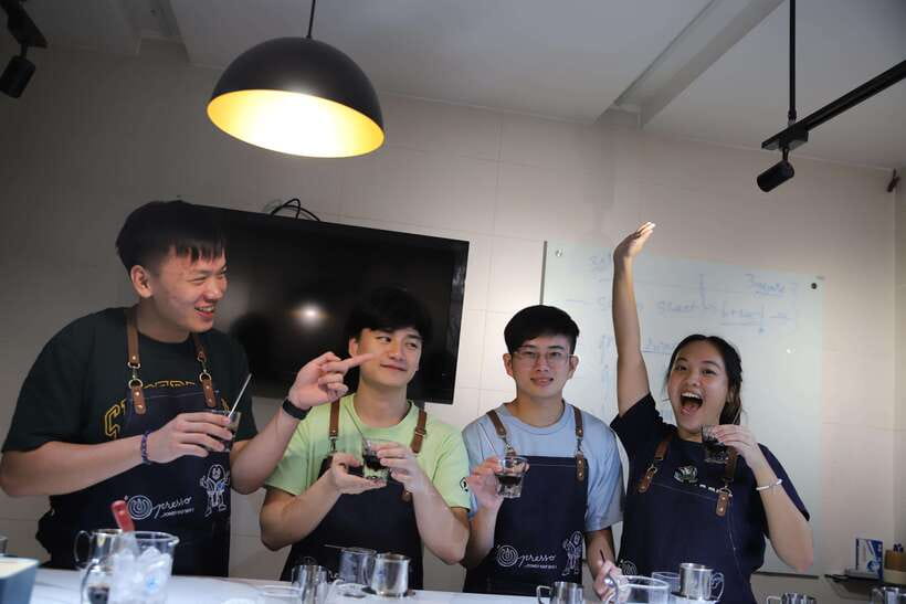 Ho Chi Minh City: Vietnamese Specialty Coffee Journey - Cupping and Tasting: A Multi-Sensory Check-In