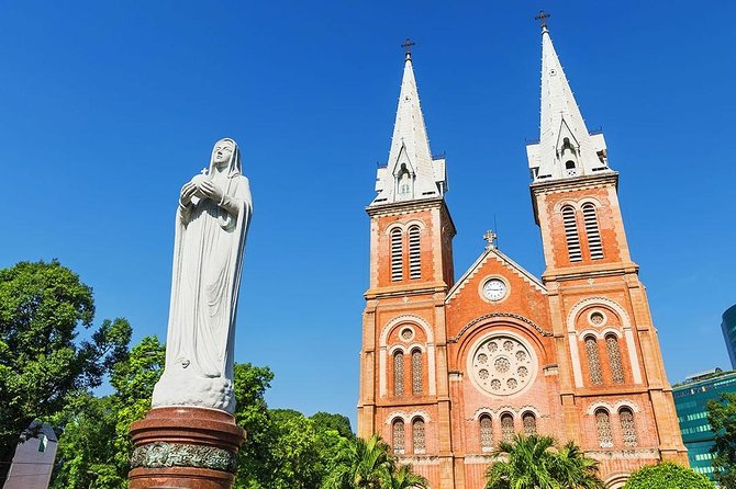 Ho Chi Minh City: War Remnants Museum & Ben Thanh Market - War Remnants Museum: A Must-See That Doesn’t Pull Punches