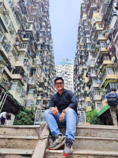 Ho Chi Minh City: Xom Cai Hidden Local Life Walking Tour - Meeting at Nhà hát Thành phố Hồ Chí Minh and how the timing really feels