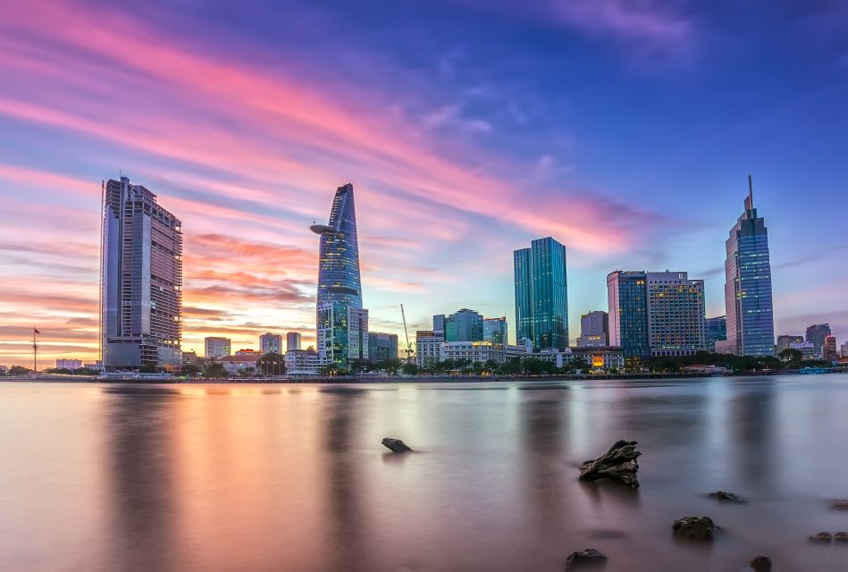 Ho Chi Minh: Full-Day Private City Tour - How the Day Flows: From Flowers to French Colonial Saigon
