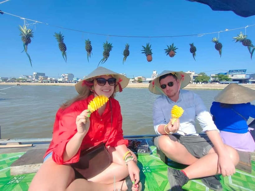 Ho Chi Minh: Group Cai Rang Floating Market 1 Day Tour - Son islet on the Hau River: koi fish foot massage and a floating fish farm