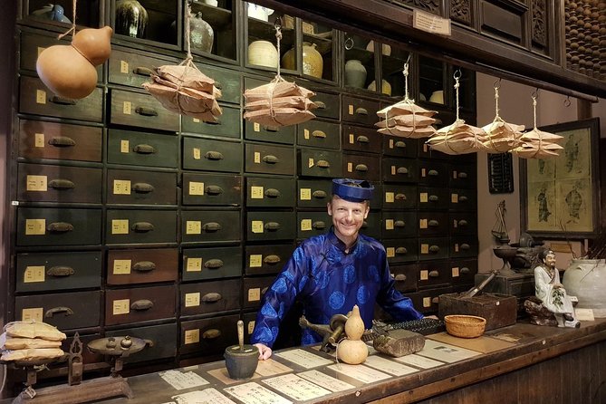 Ho Chi Minh Most Historical Spots & War Museum Tour (Private & All-Inclusive) - The rest of the route: big Saigon landmarks and cultural stops you may see
