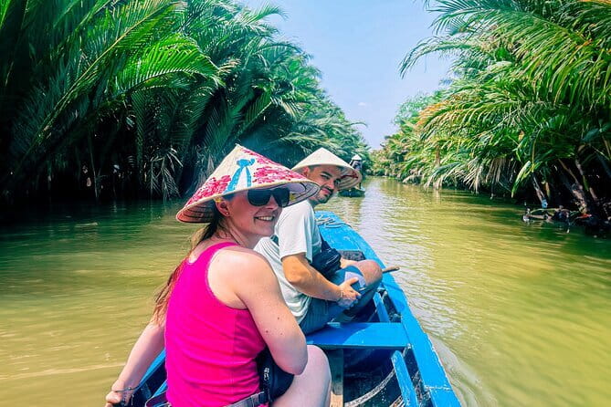 Ho Chi Minh Street Food & City Sights with LGBT Student Pride - Stop-by-stop: what you should expect during the eating part