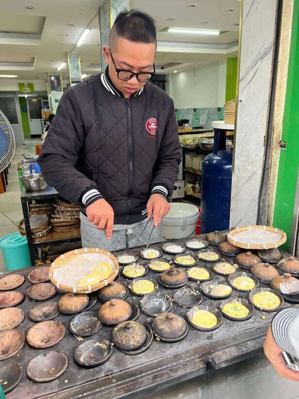 Ho Chi Minh Street Food Private Tour With Funny Guide - Easy logistics: pickup, walking pace, and what to bring