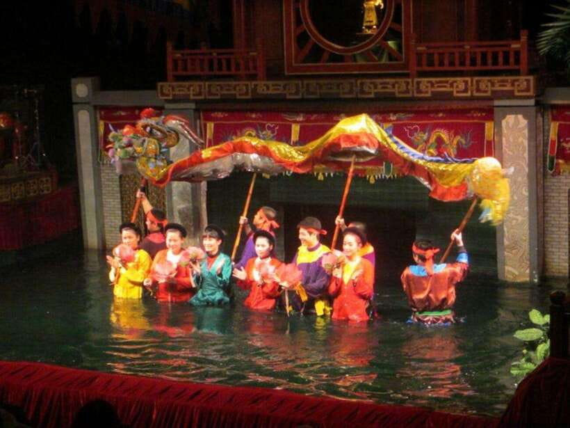 Ho Chi Minh: Vietnamese Water Puppet Show Ticket - Live Vietnamese orchestra and singing: the soundtrack does half the storytelling