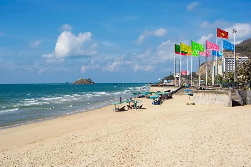 Ho Chi Minh: Vung Tau 1-Day Tour with Christ Statue & Lunch - Christ the King Statue: The Climb, the Views, and the Maintenance Note