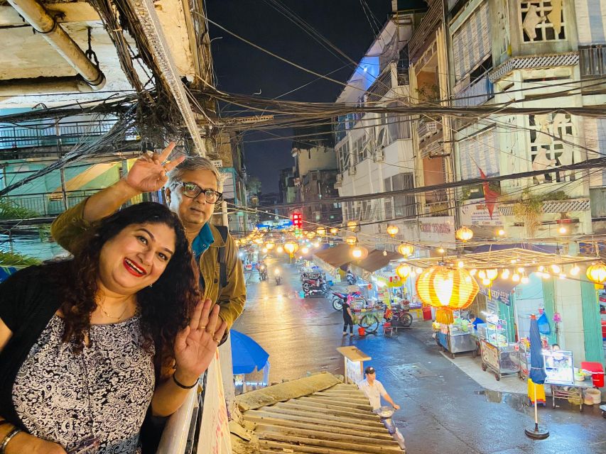 KISSTOUR| Saigon By Night & Street Food Tour on Motorbike - The first half: wartime old apartments, a 24-hour flower market, and local street life