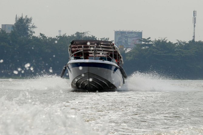 Luxury Speedboat 2 Ways from Ho Chi Minh city to Cu Chi Tunnels - Saigon River speedboat: the ride that makes the day feel shorter