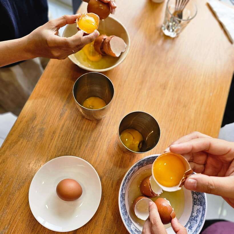 Make 3 Regions Iconic Vietnamese coffees: Brown, Salted, Egg - The snack break: plain bánh mì with condensed milk