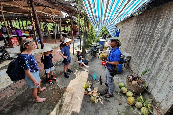 Mekong Delta 1 Day Tour - Getting out of Ho Chi Minh: AC comfort and a westward first look