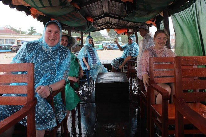 Mekong Delta Adventure from Ho Chi Minh City - Vinh Trang Pagoda: the calm pause with major visual impact