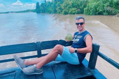 Mekong Delta Guided Tour from Ho Chi Minh City - Vinh Trang Temple stop: a fast, photogenic culture hit