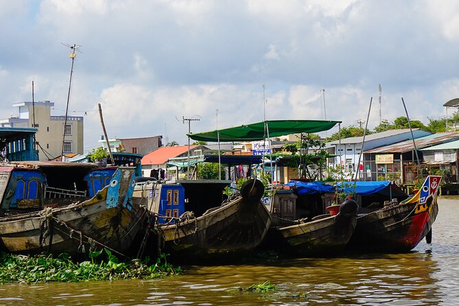 MEKONG DELTA TOUR TO FLOATING MARKET CAI BE from HCM city - Cycling orchard paths and Ba Kiệt’s ancient house