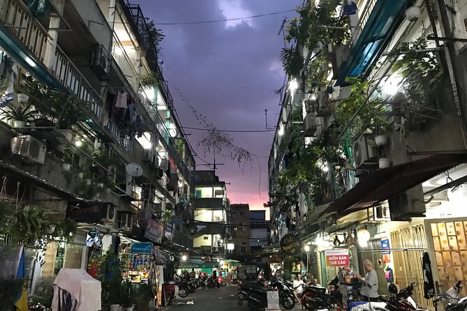 Private Craft Beer and Sightseeing Adventure Tour on Scooter in Ho Chi Minh City - Stop 1: Nguyen Thien Thuat Apartment Buildings (30 Minutes)