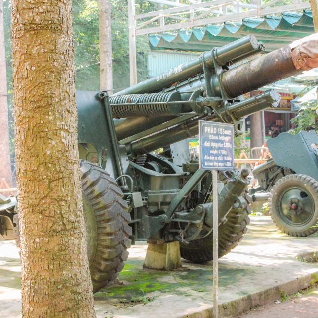 Private Cu Chi & Mekong Delta Tour: History Meets Nature - Folk music, honey tea, and seasonal fruit tasting