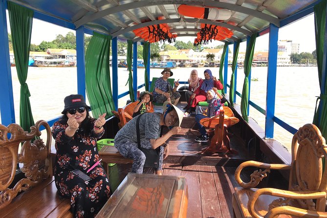 Private Cu Chi Tunnels and Mekong Delta: Full-Day Guided Tour - Cu Chi Tunnels first: an early start out of Ho Chi Minh City