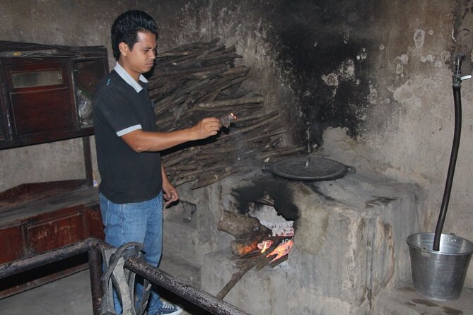 Private Cu Chi Tunnels Half-Day Afternoon Tour - Exploring Inside the Historic Bunkers Without Feeling Rushed