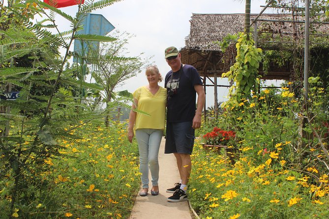 Private Mekong Delta 1 day - Honey tea, Don Ca Tai Tu, and row-boat mangrove creeks