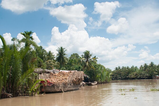 Private Mekong Delta & My Tho Full-Day Guided Tour - Floating fish farms: seeing how people live with the river