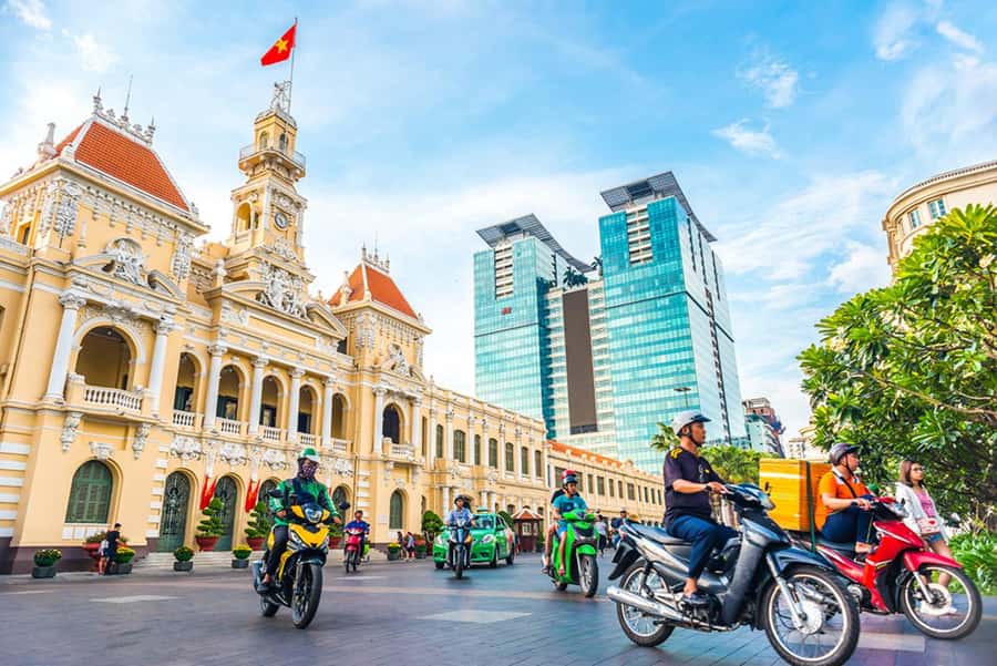 Private Saigon Highlights Tour by Car – Flexible Half Day - Notre-Dame Cathedral and Saigon Central Post Office: French icons with local scale