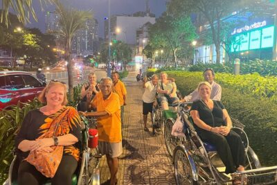 Private Street Food Discovery by Cyclo at Night in Ho Chi Minh - The two-stop route: Hồ Thị Kỷ Flower Market to District 3 apartment buildings