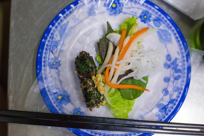 Private Street Food Evening Walking Tour in Ho Chi Minh City - How Guides Make or Break This Kind of Tour