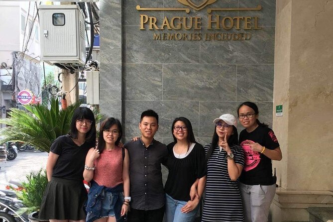 Private Transfer From Saigon Center To Tan Son Nhat Airport (SGN) - Pickup and Communication: How the Service Keeps You on Schedule