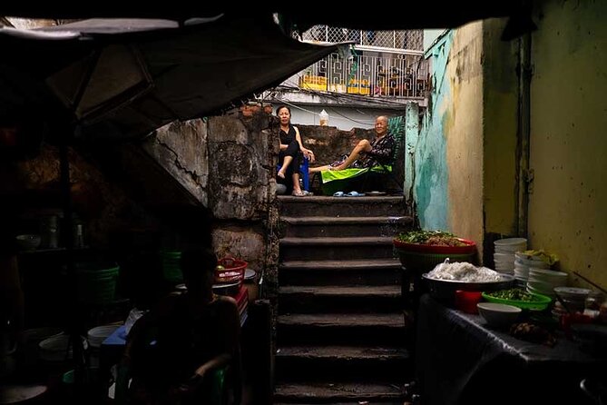Saigon Railway Village Photo Tour - Coffee and noodles or banh mi: a morning pause you may pay for