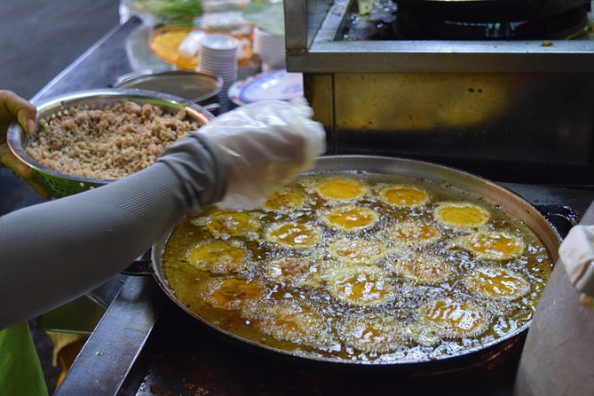 Saigon Street Food By Night - Foodie City Private Tour With Local Guide - Who should book this street food by night