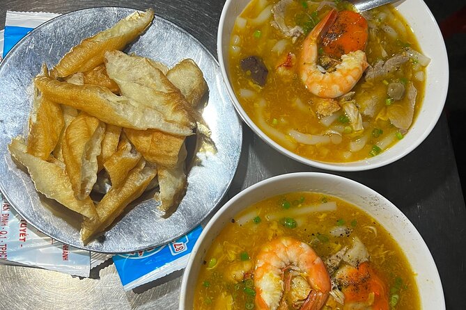 Saigon Street Food By Night - Foodie City Private Tour With Local Guide - Quick planning tips so you enjoy it more
