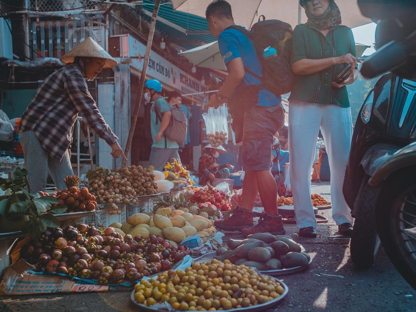Saigon's Last Mekong Countryside Cycle Tour-Ho Chi Minh City - Quán Nhà Lá break: fruit tasting and a reset for your legs