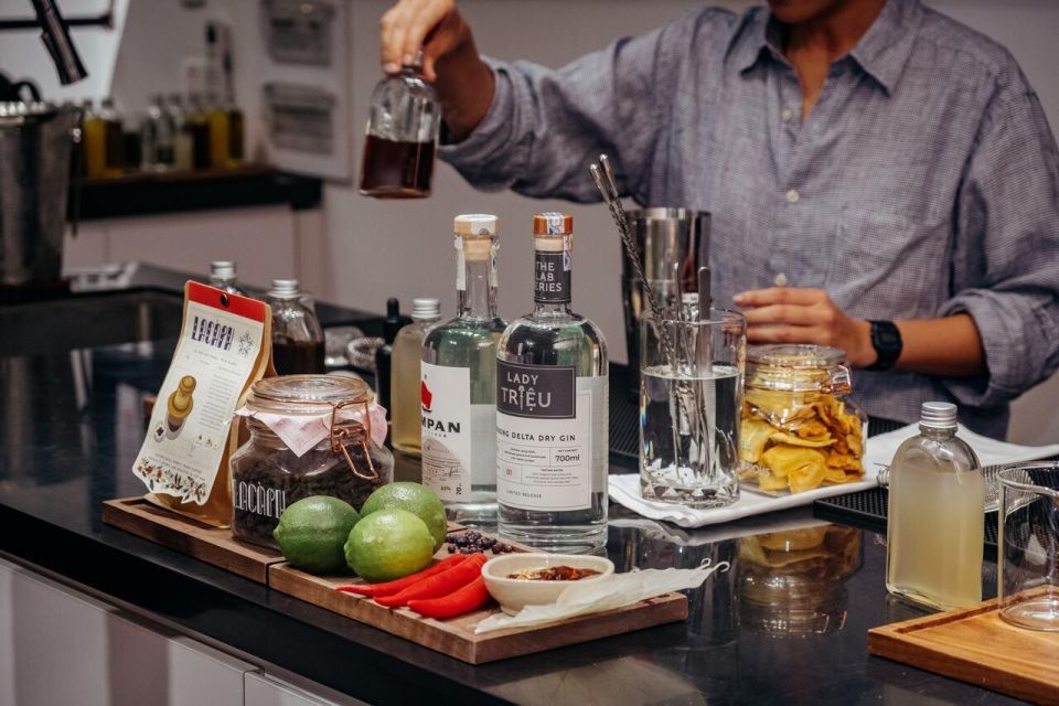 Shake & Savor: Coffee-Themed Cocktails from Việt Nam - Small practical tips for your Sài Gòn night