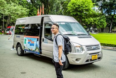 Small-group Saigon City Tour: 4-Hour Must-see Iconic Landmarks - Pickup, minivan comfort, and why timing matters in Saigon