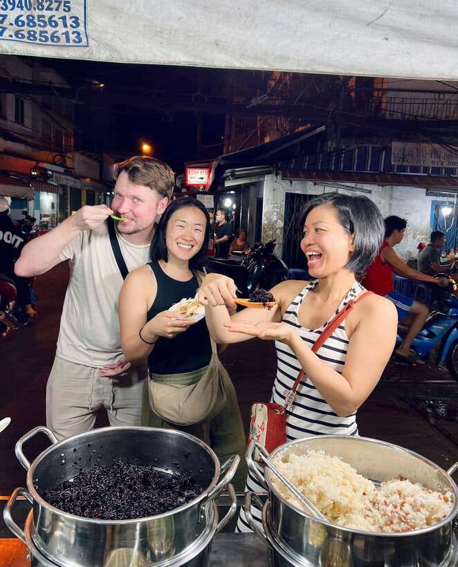 Street Food Walking Tour with a Cooking Instructor - How the 3-hour tasting works with up to 15 items