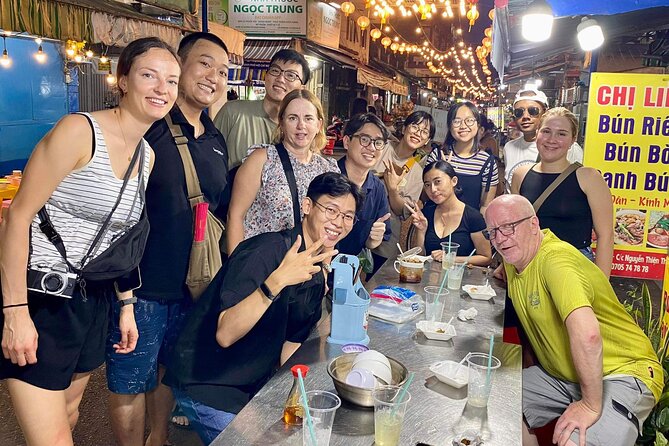 The 10 Tastings of Ho Chi Minh City With Saigon Vibes - Stop 2: Nguyen Thien Thuat apartment buildings for a quick pulse of daily life