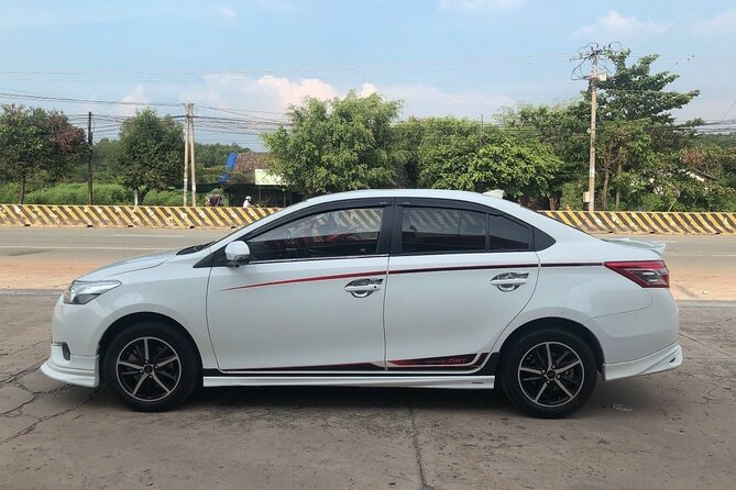 (TOP) Private car: Ho Chi Minh Airport (SGN) from/to HCM center - Price and value: paying for certainty, not just a seat in a car