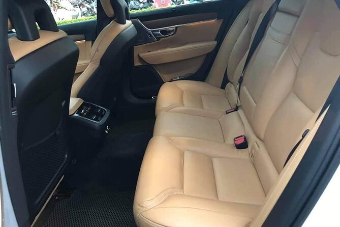 (TOP) Private car: Ho Chi Minh Airport (SGN) from/to HCM center - Who should book this SGN to HCM center transfer