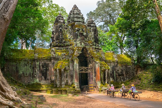Vietnam And Cambodia At Glance in 9 Days - Mekong Delta day: My Tho and Tan Thach village by bike