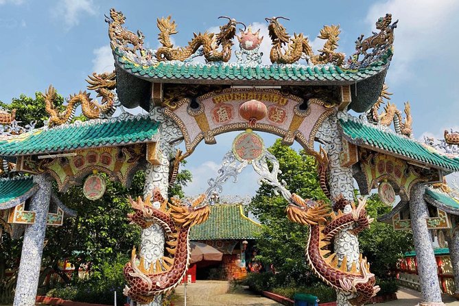 VIP Tour in Dragon Floating Temple sightseeing by SpeedBoat - Should you book this VIP boat-and-temple tour?
