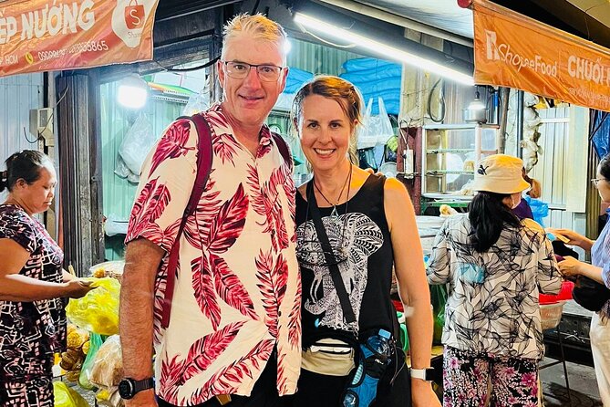 Walking Food Tour in HCM: 10 Must- Try Local Dishes & Hidden Gems - Bánh xèo with a Mekong twist and bò lá lốt with local beer